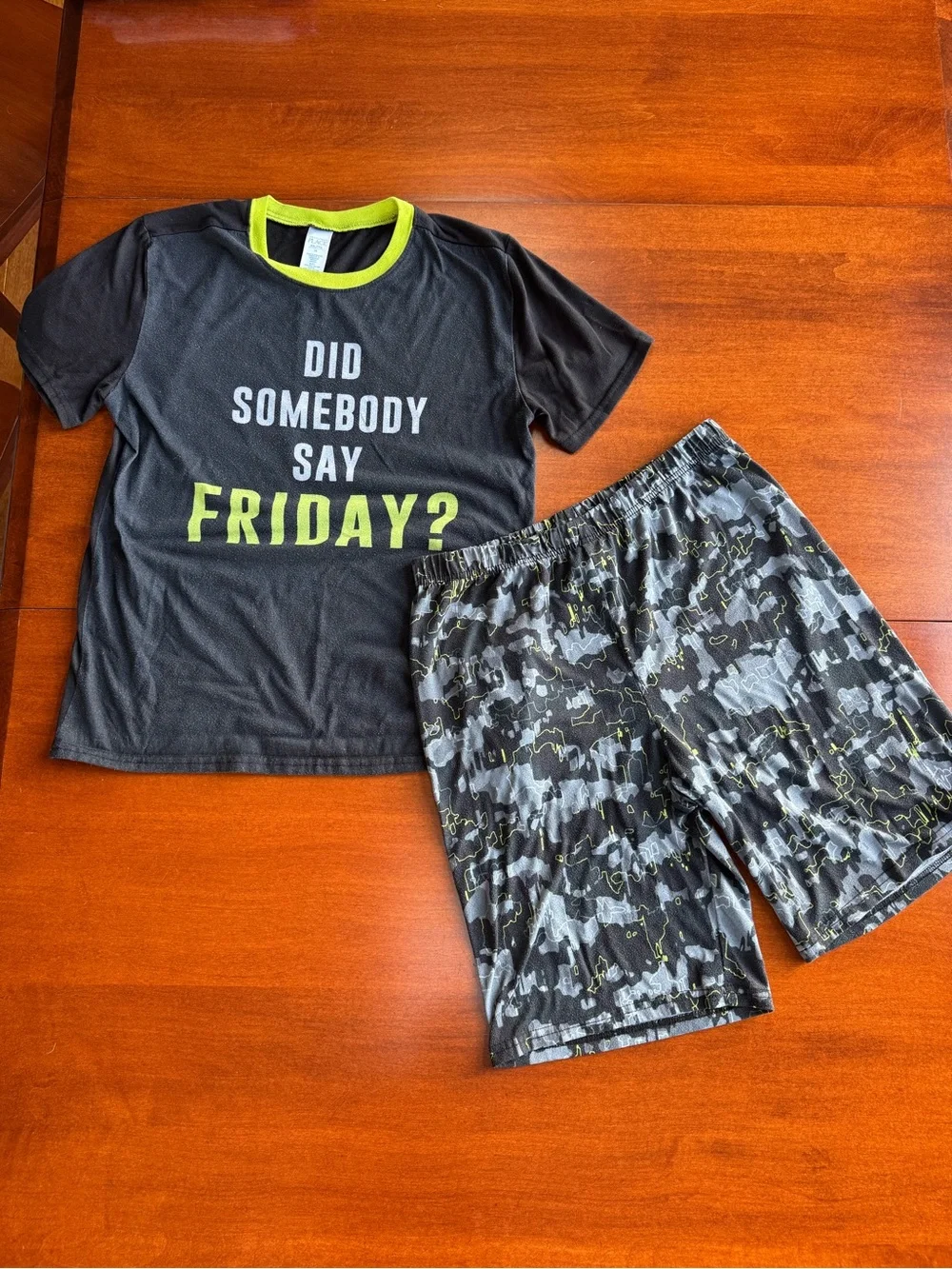The Children’s Place Boys Size 16 XXL Friday 2 Piece Pajama Set Shorts